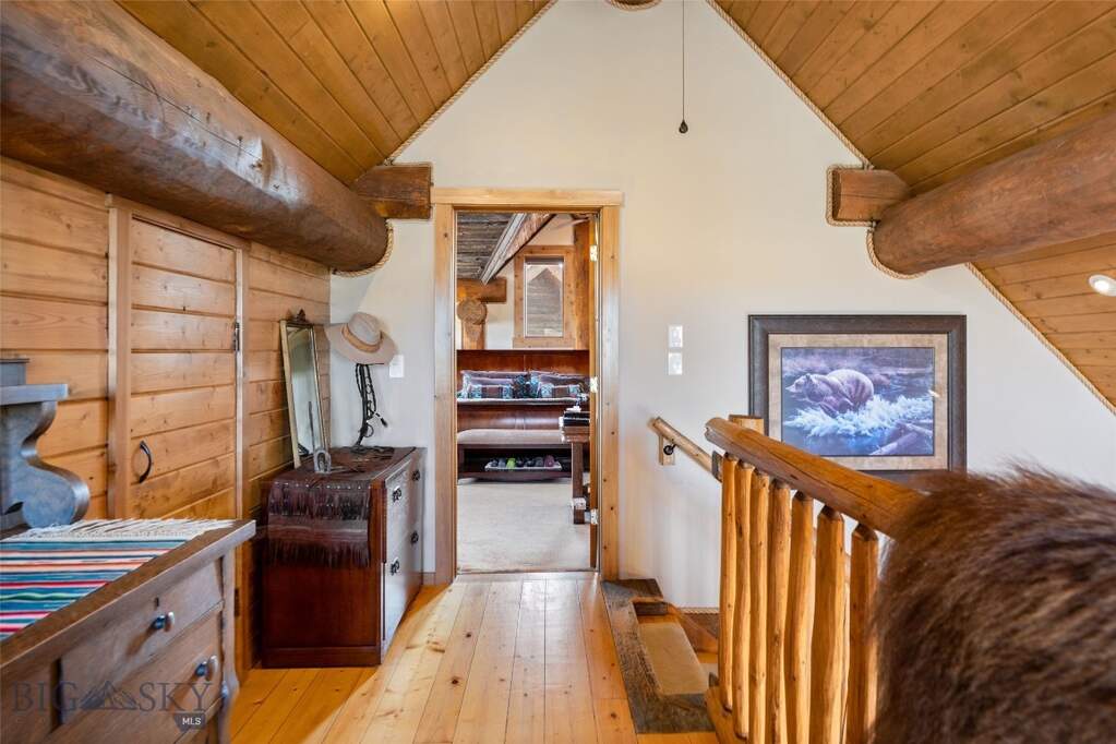3 Bedroom Single Family Home/House's Image 44