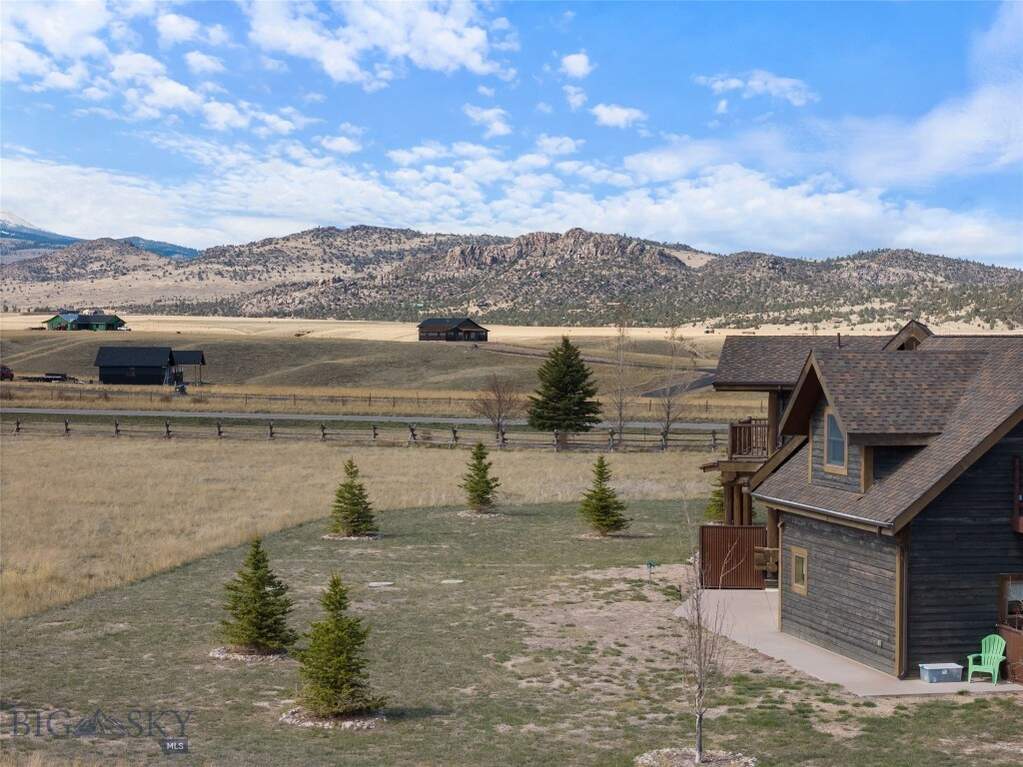 3 Bedroom Single Family Home/House's Image 4