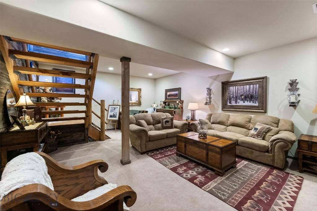 3 Bedroom Single Family Home/House's Image 71