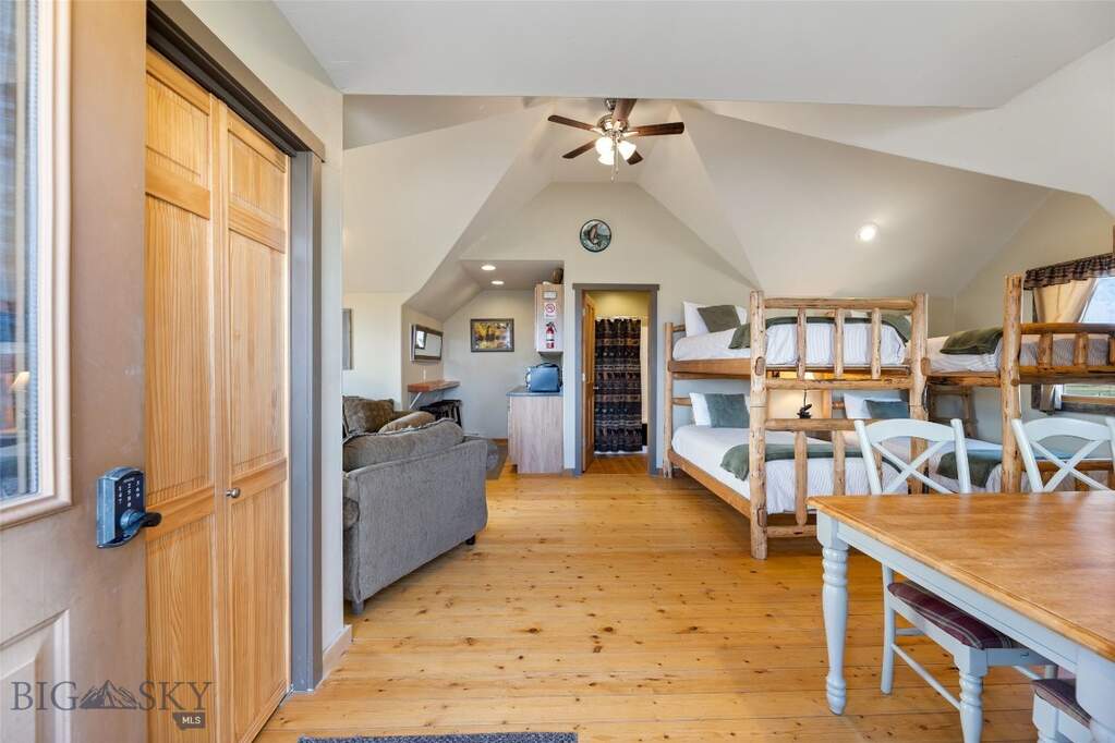 3 Bedroom Single Family Home/House's Image 78