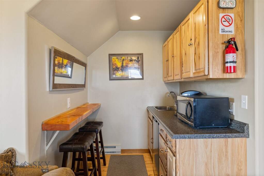 3 Bedroom Single Family Home/House's Image 82