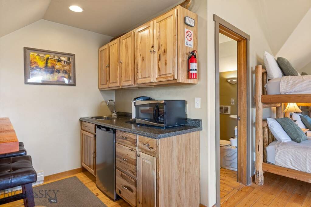 3 Bedroom Single Family Home/House's Image 83