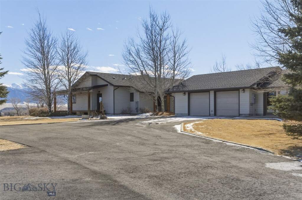 3 Bedroom Single Family Home/House's Image 11