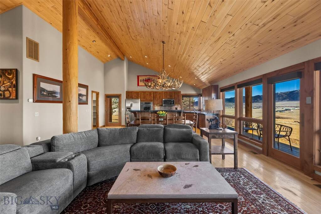 3 Bedroom Single Family Home/House's Image 19
