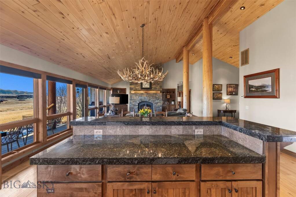 3 Bedroom Single Family Home/House's Image 38