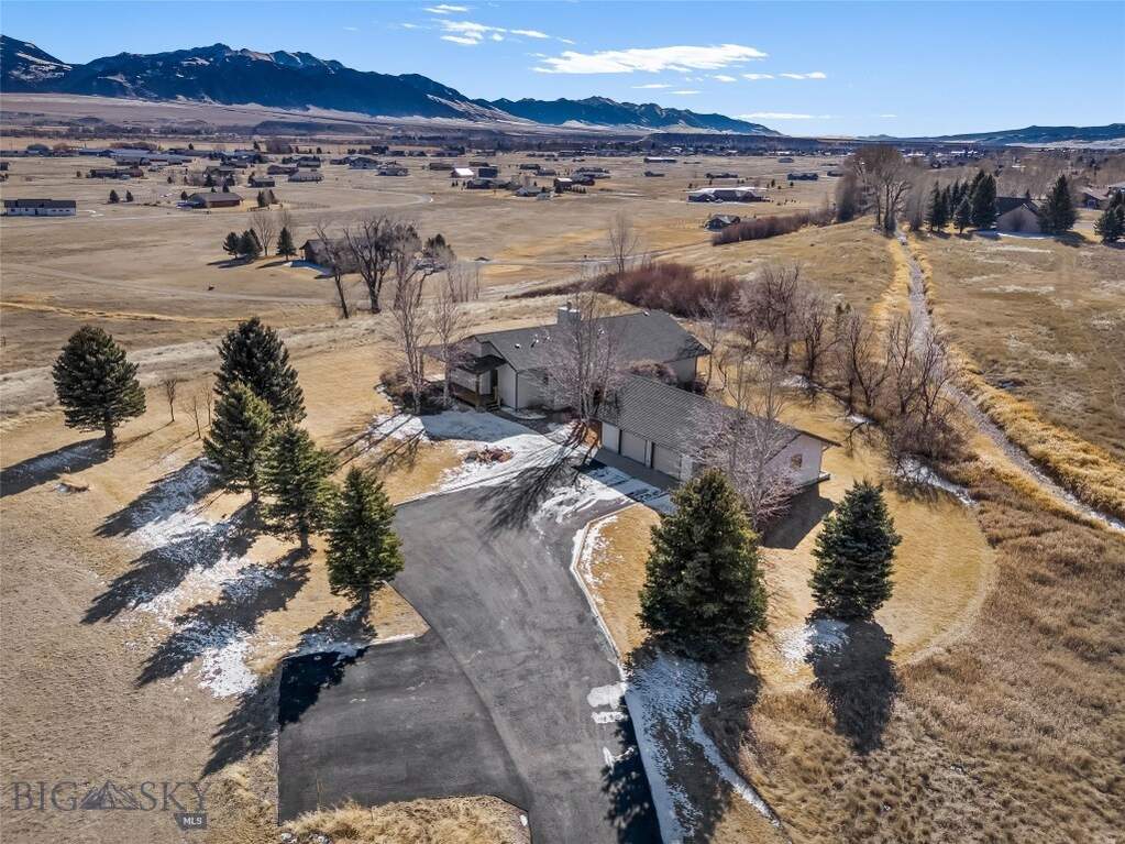 3 Bedroom Single Family Home/House's Image 4