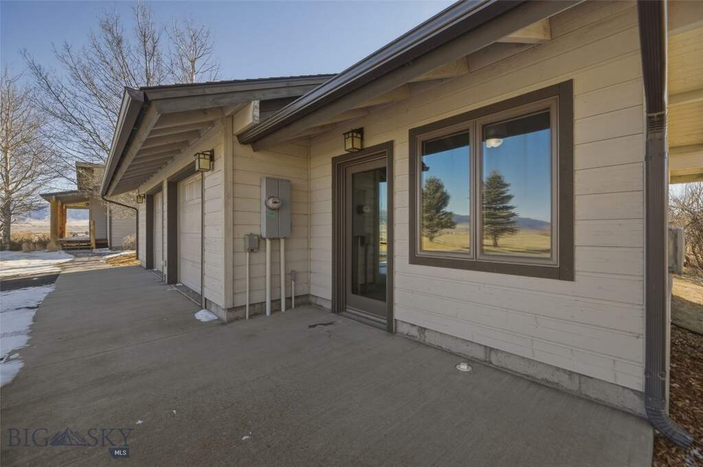 3 Bedroom Single Family Home/House's Image 67
