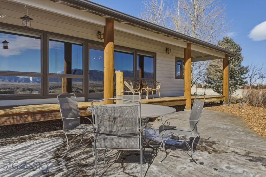 3 Bedroom Single Family Home/House's Image 77