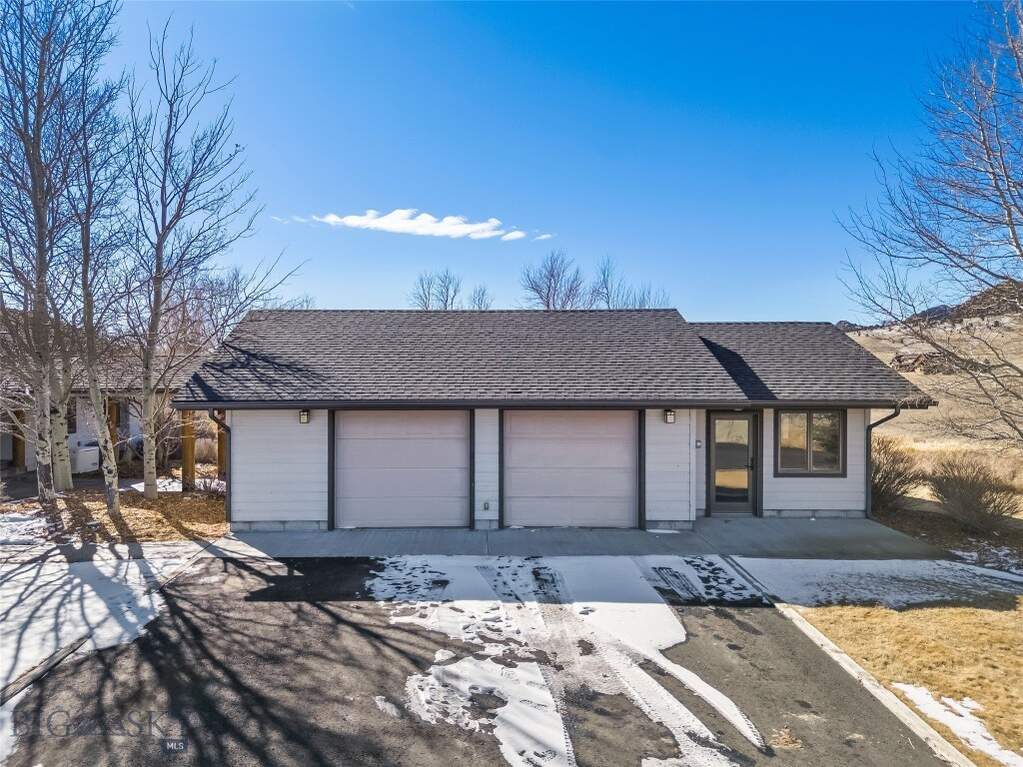 3 Bedroom Single Family Home/House's Image 6