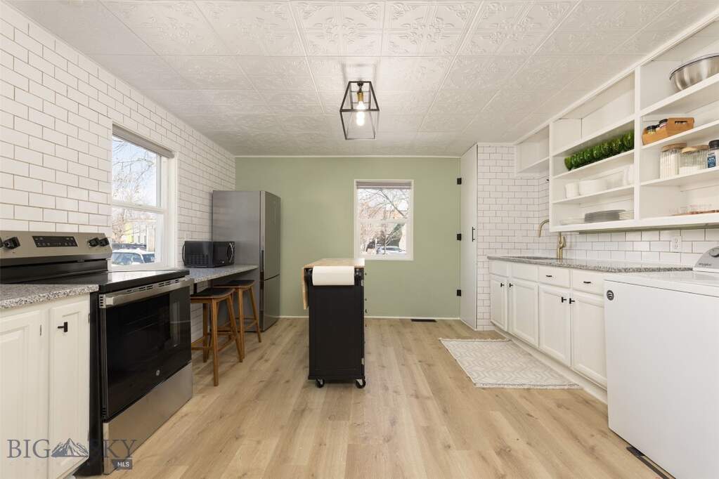 3 Bedroom Single Family Home/House's Image 18