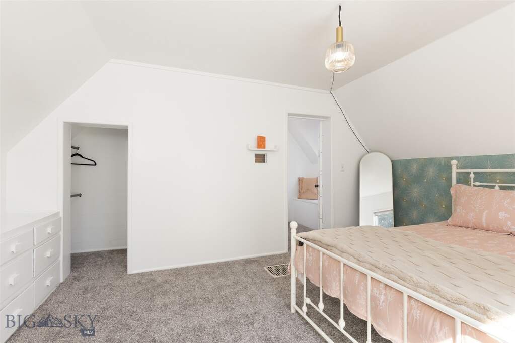 3 Bedroom Single Family Home/House's Image 37