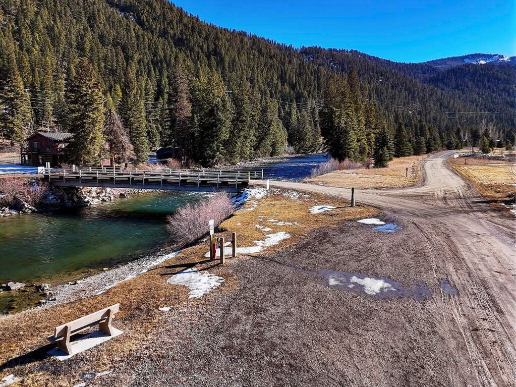 Land/Vacant Land's Image 9