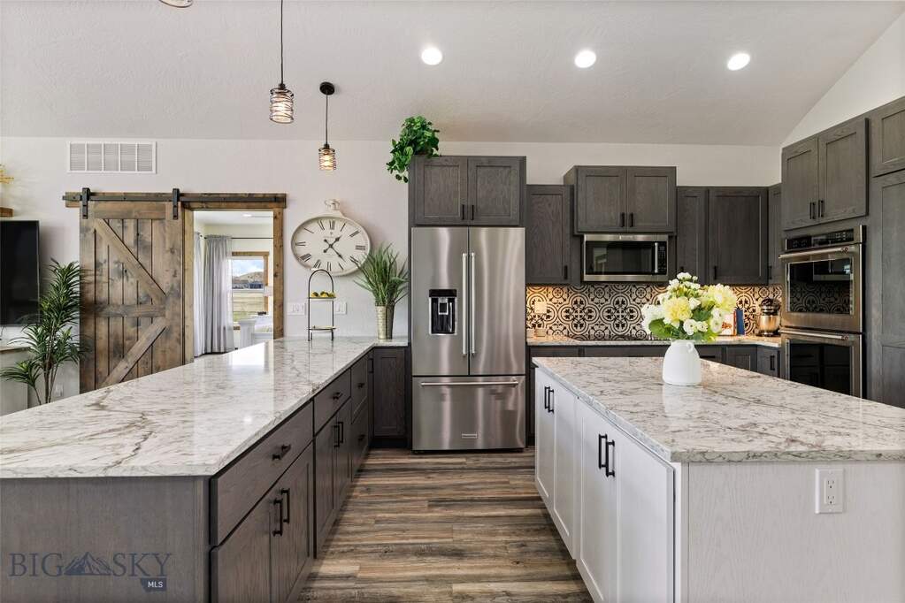 3 Bedroom Single Family Home/House's Image 11