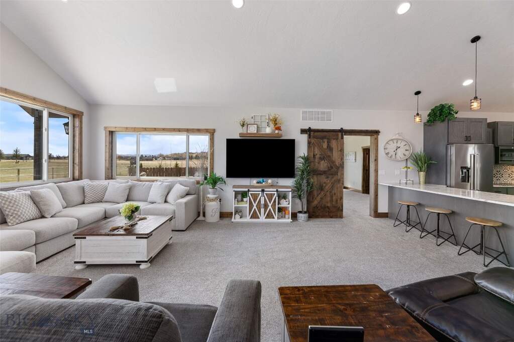 3 Bedroom Single Family Home/House's Image 24