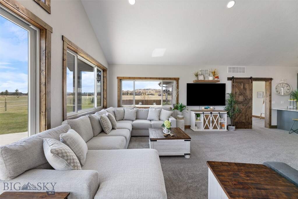 3 Bedroom Single Family Home/House's Image 25
