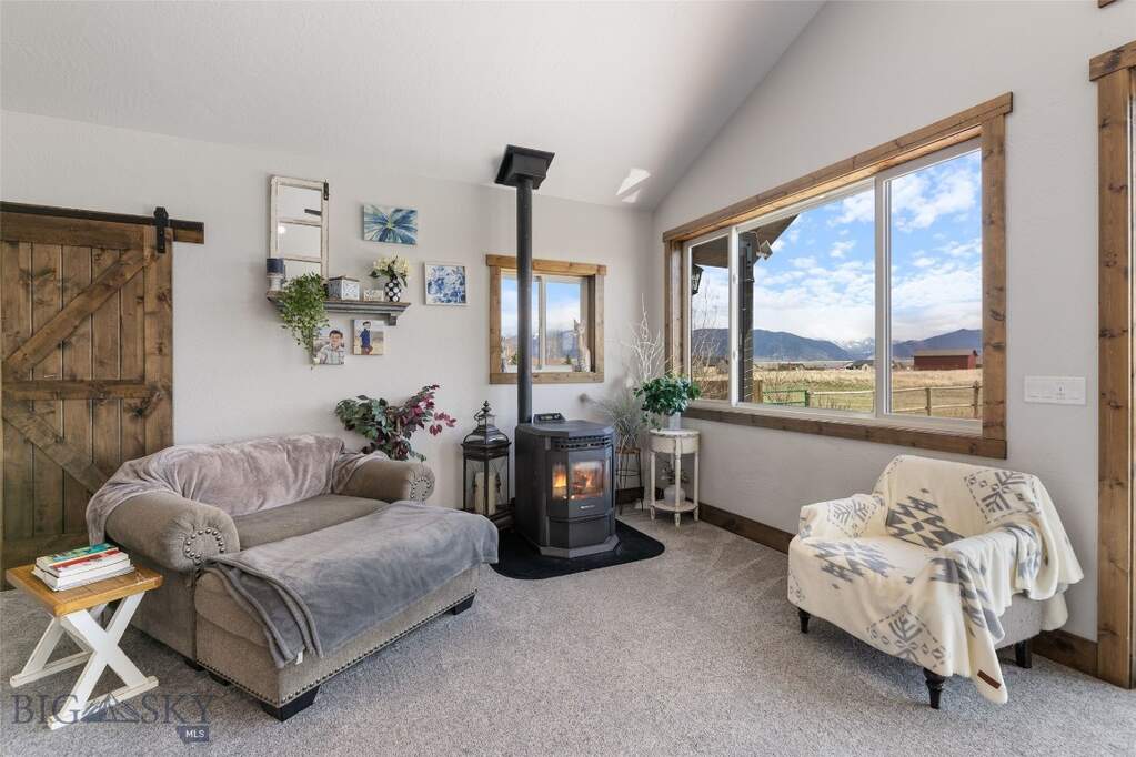 3 Bedroom Single Family Home/House's Image 27