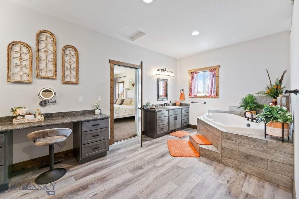 3 Bedroom Single Family Home/House's Image 41