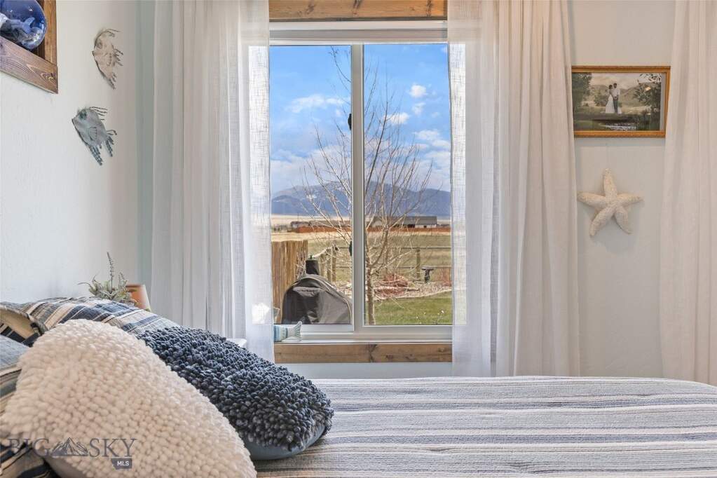 3 Bedroom Single Family Home/House's Image 46