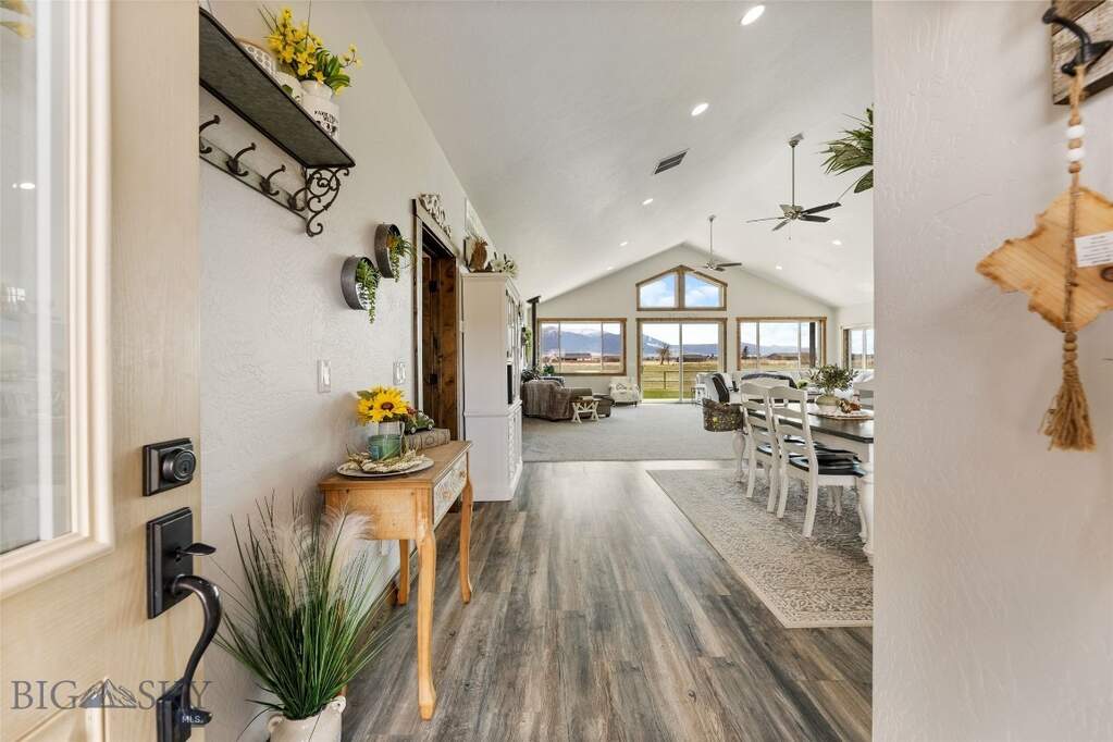 3 Bedroom Single Family Home/House's Image 3