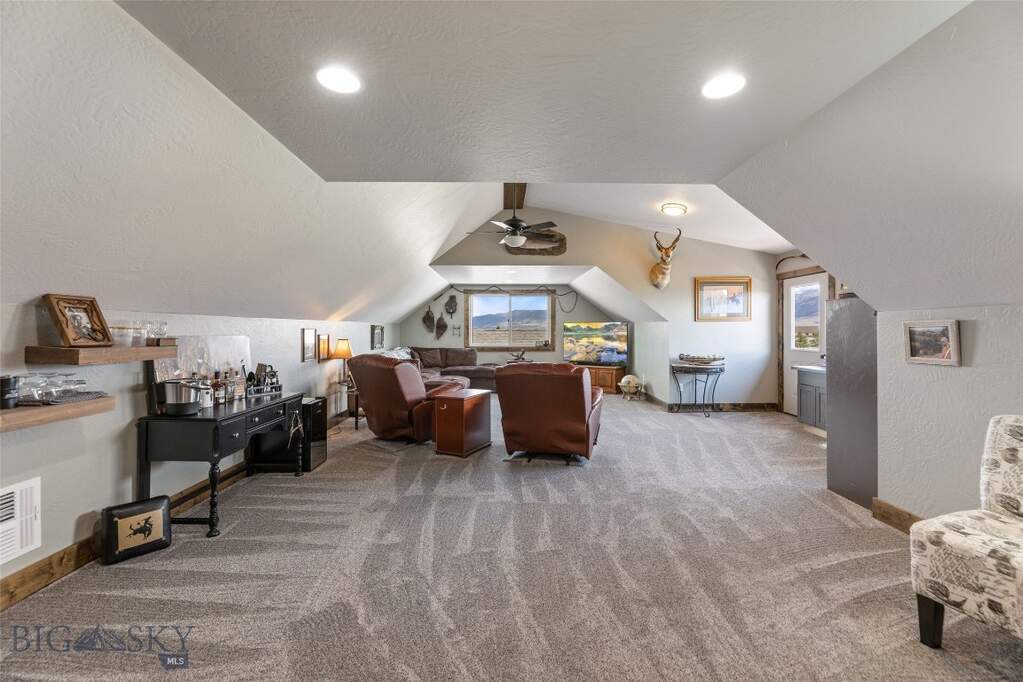 3 Bedroom Single Family Home/House's Image 58