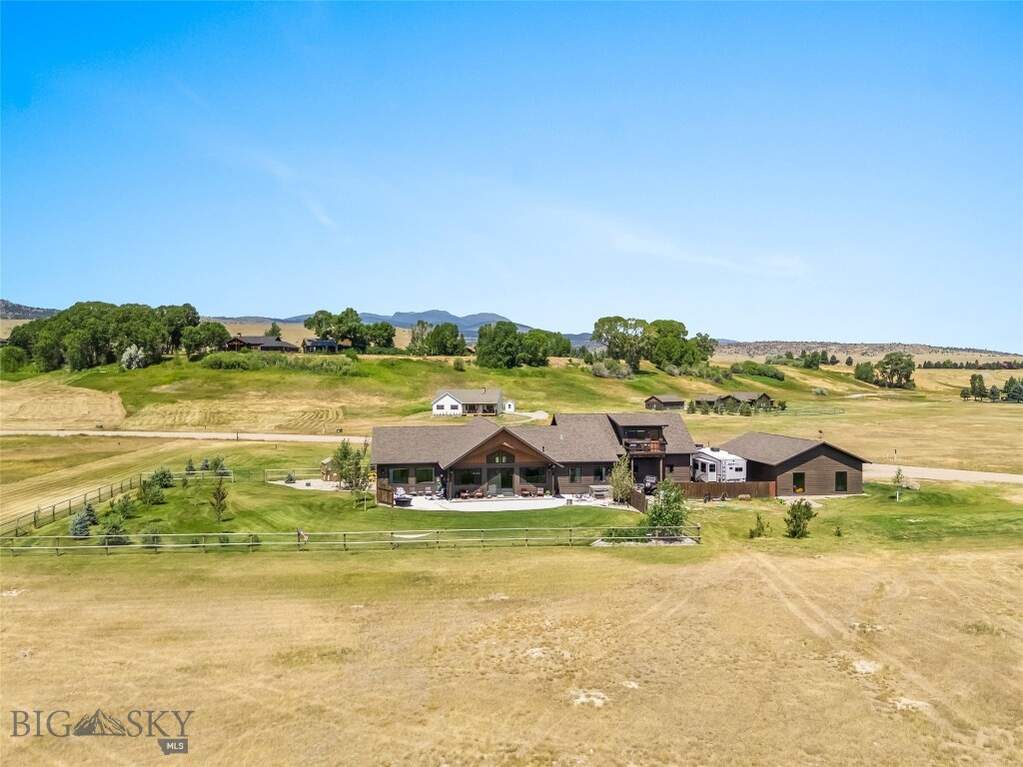 3 Bedroom Single Family Home/House's Image 91