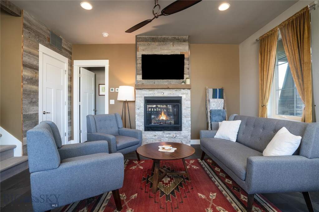 4 Bedroom Single Family Home/House's Image 13