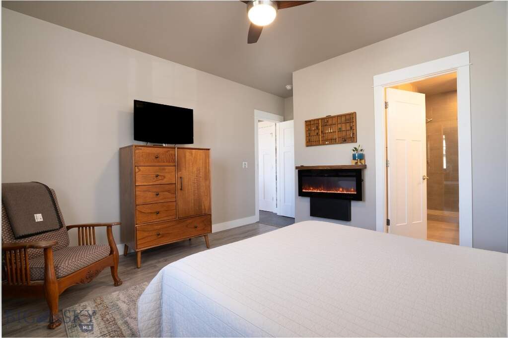 4 Bedroom Single Family Home/House's Image 17