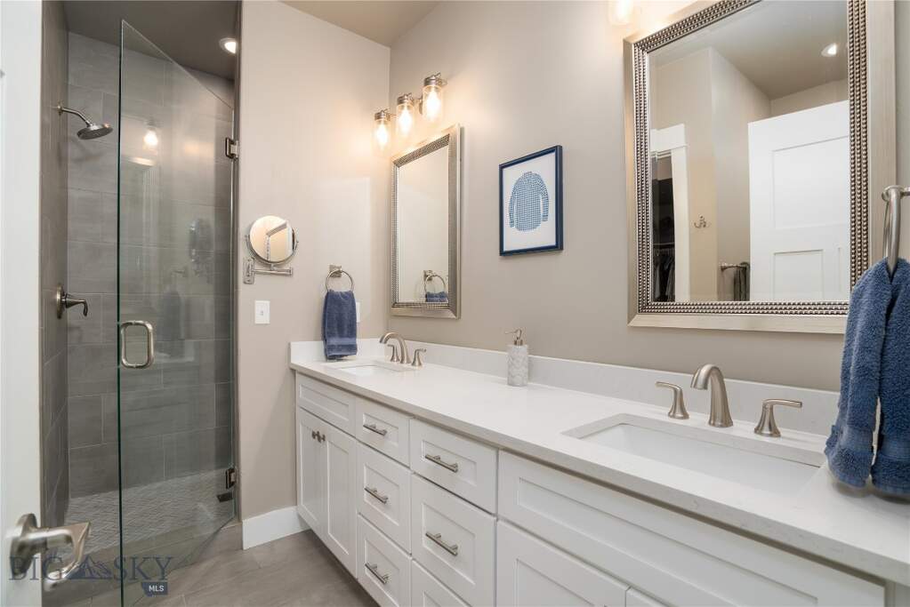 4 Bedroom Single Family Home/House's Image 18