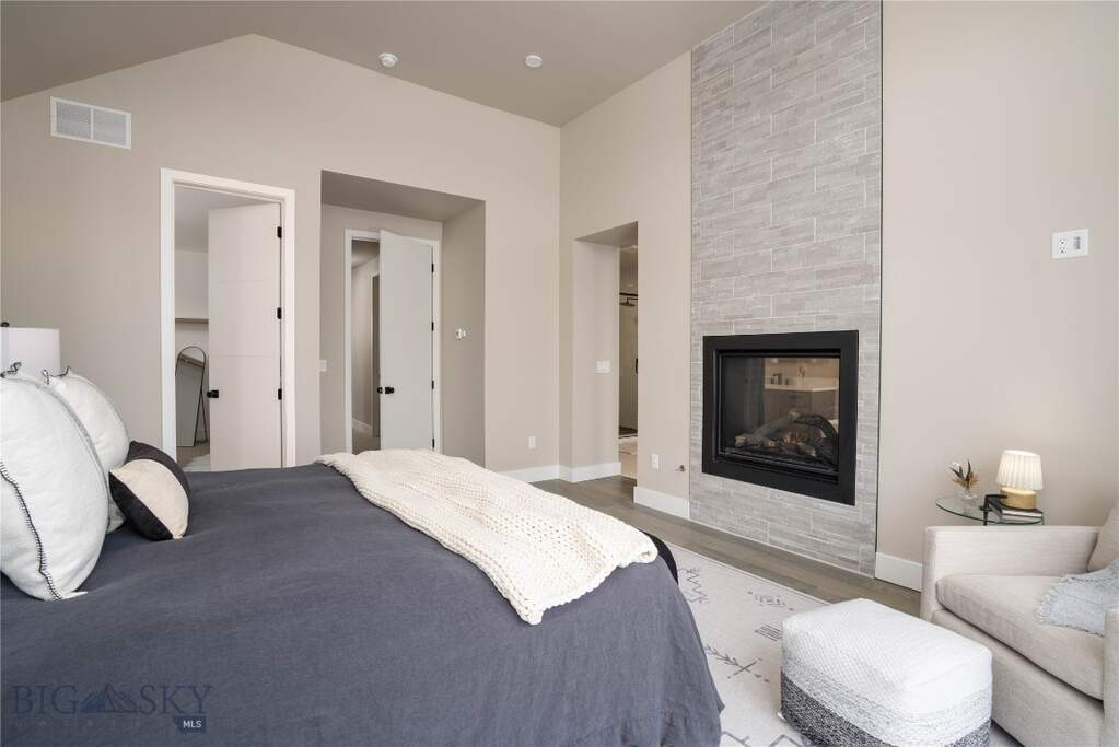 4 Bedroom Villa/Townhouse's Image 7