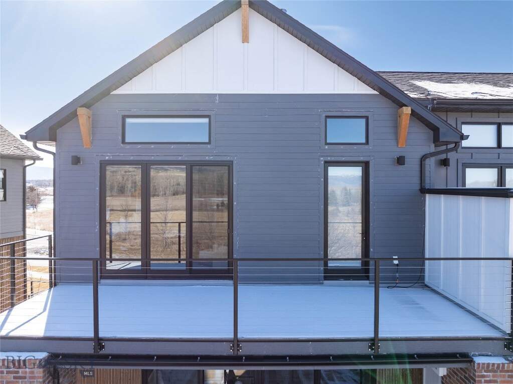 4 Bedroom Villa/Townhouse's Image 10