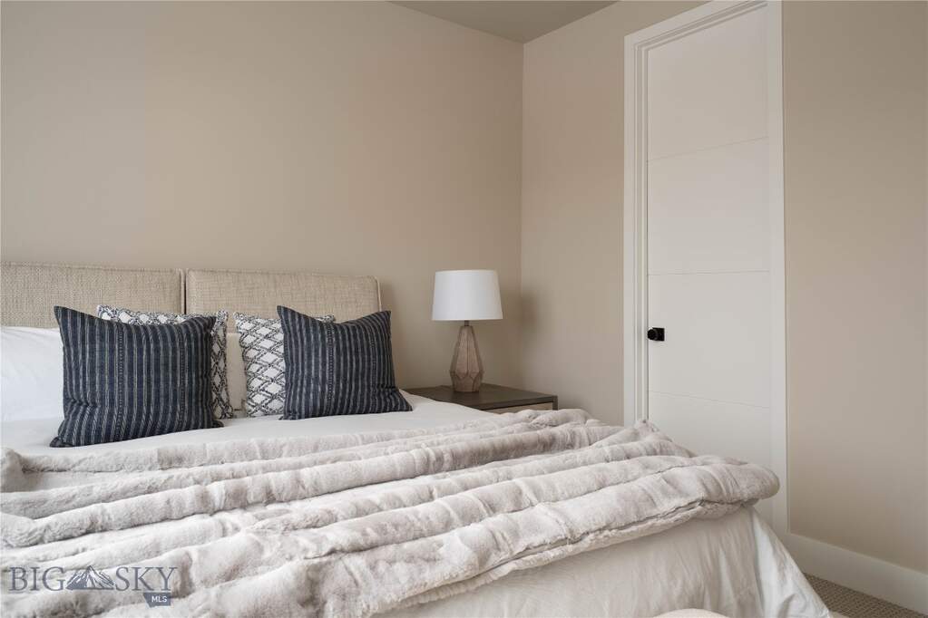 4 Bedroom Villa/Townhouse's Image 24