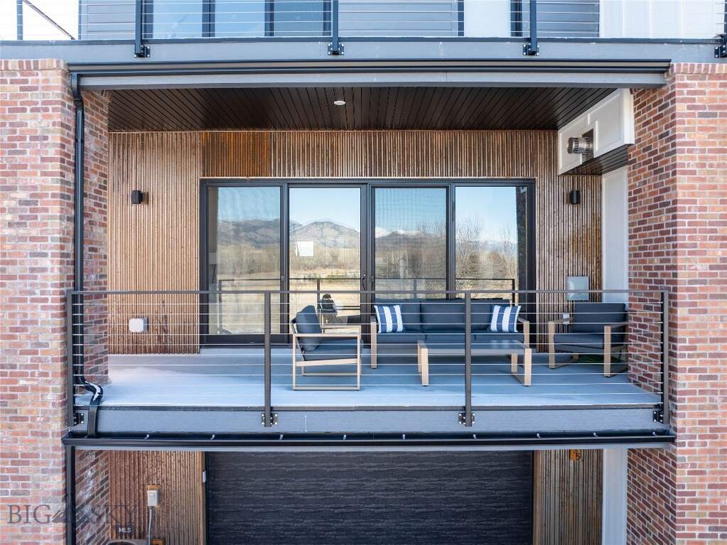 4 Bedroom Villa/Townhouse's Image 41