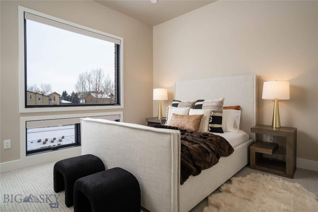 4 Bedroom Villa/Townhouse's Image 44