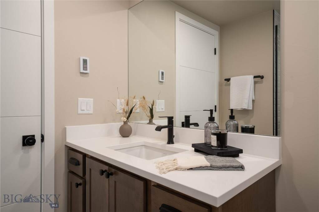 4 Bedroom Villa/Townhouse's Image 54