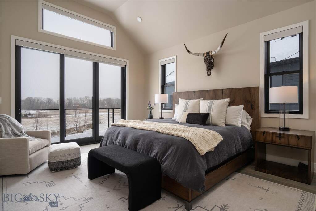 4 Bedroom Villa/Townhouse's Image 6