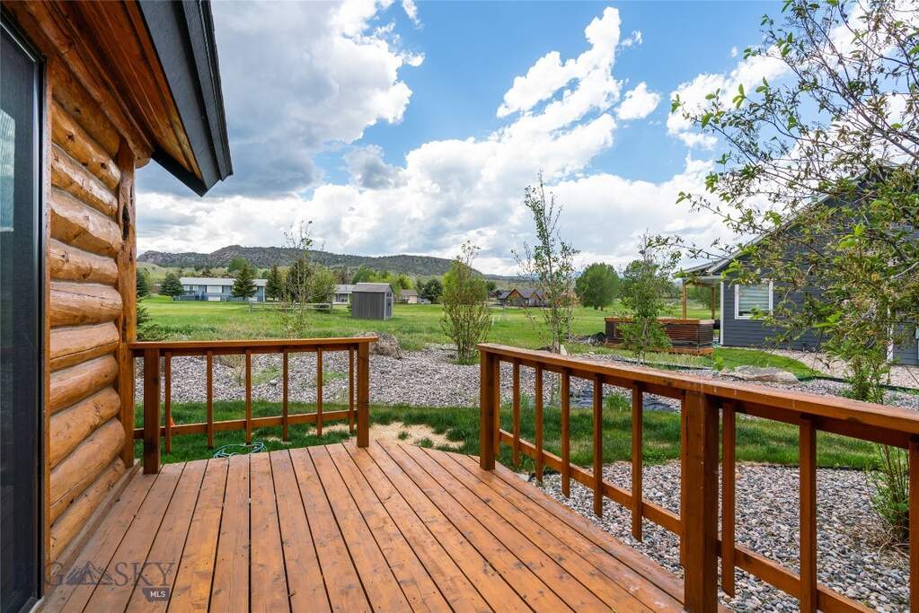 3 Bedroom Single Family Home/House's Image 16