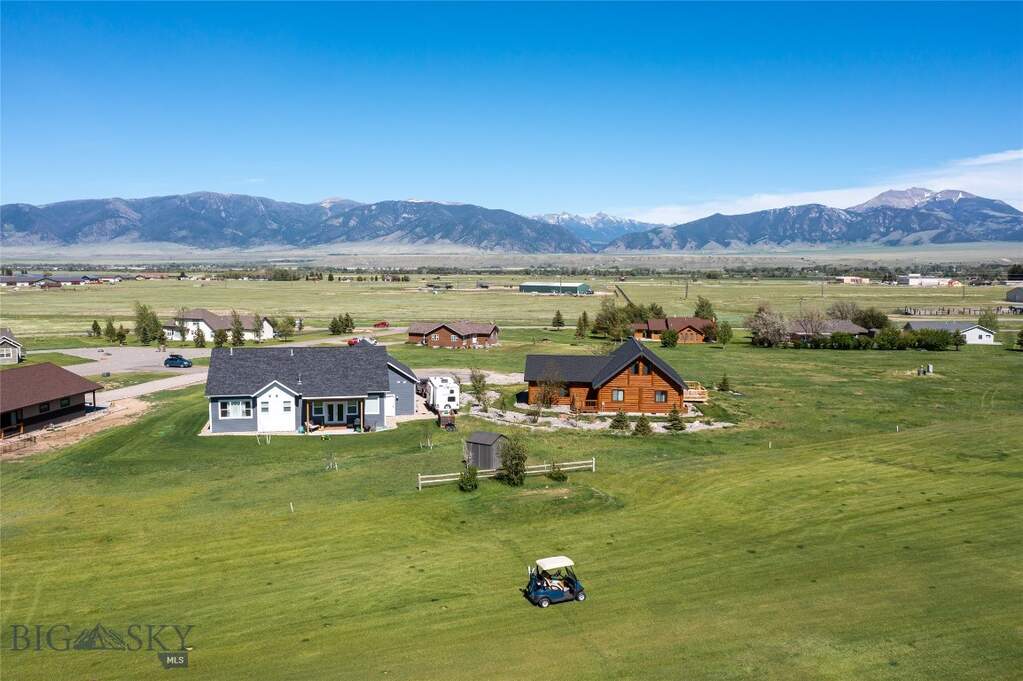 3 Bedroom Single Family Home/House's Image 31