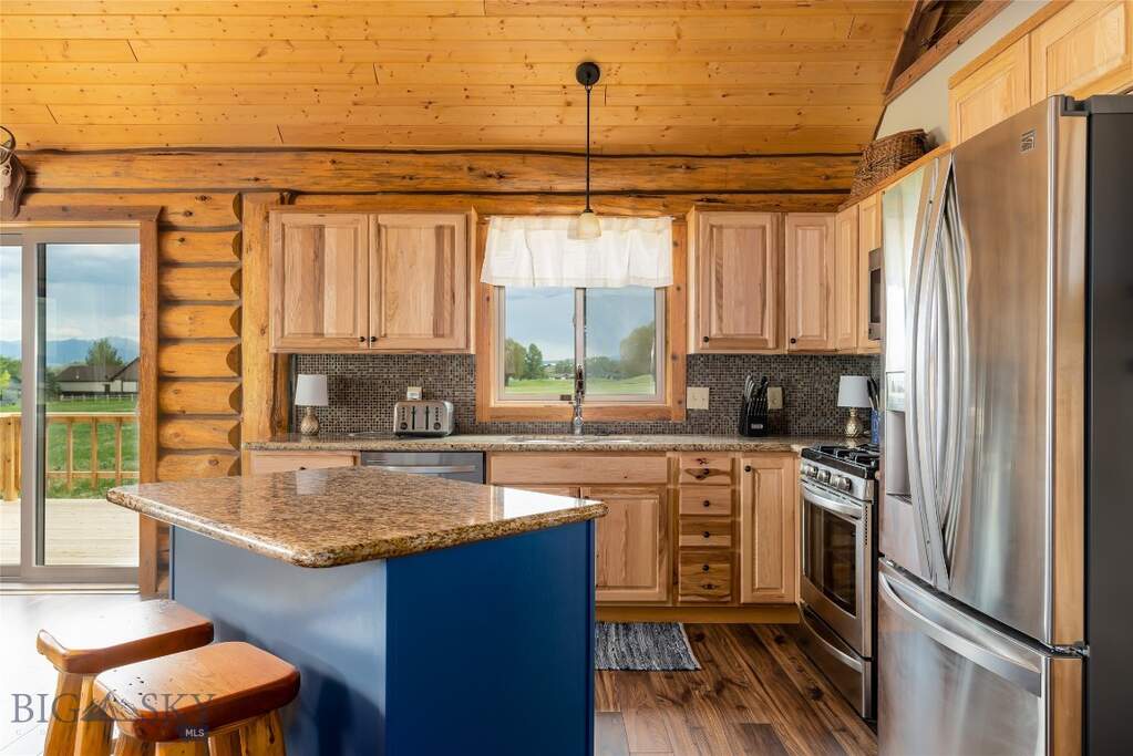 3 Bedroom Single Family Home/House's Image 4