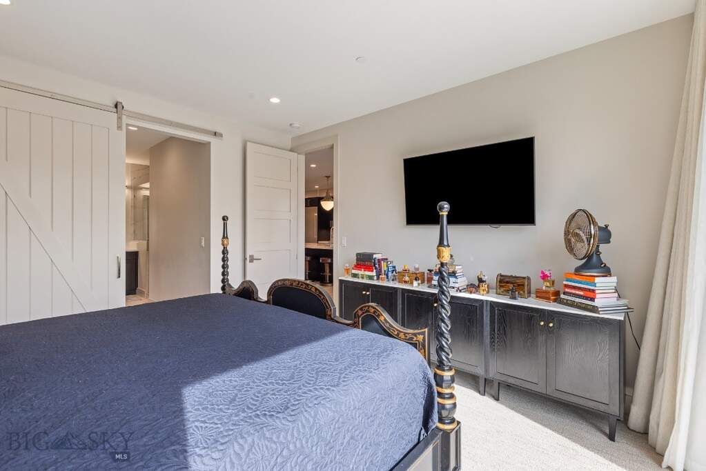 2 Bedroom Apartment/Flat's Image 32