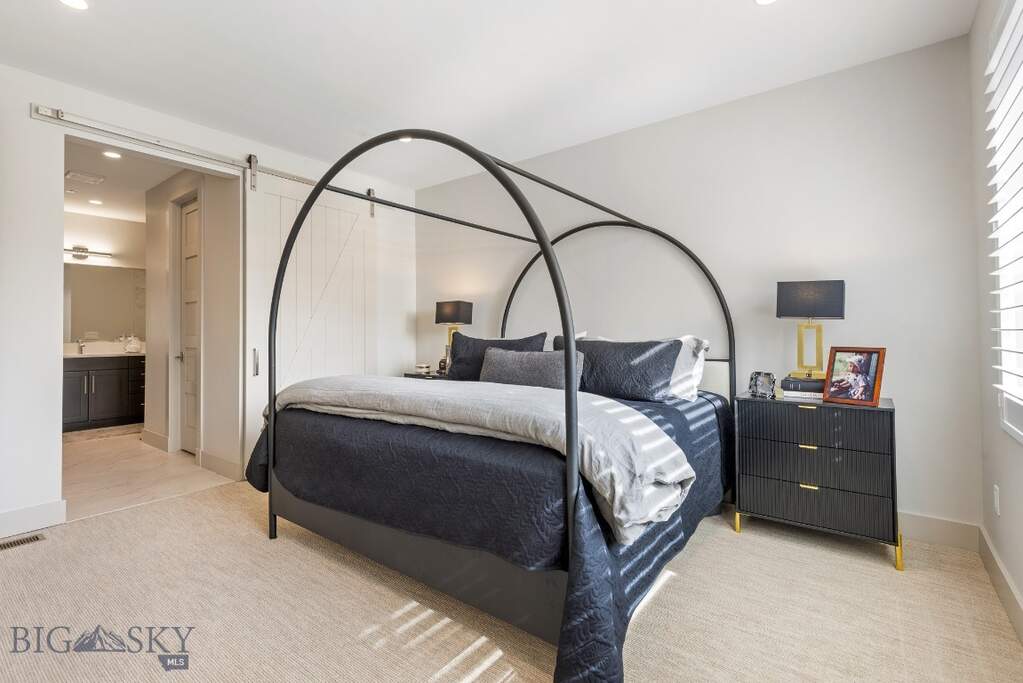 2 Bedroom Apartment/Flat's Image 41