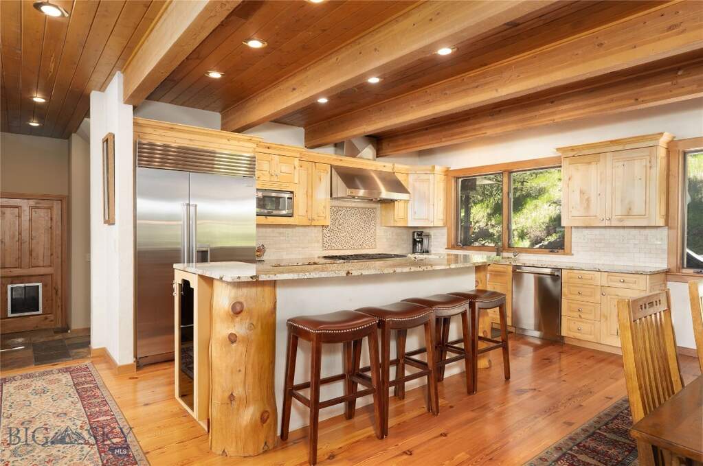 4 Bedroom Single Family Home/House's Image 29