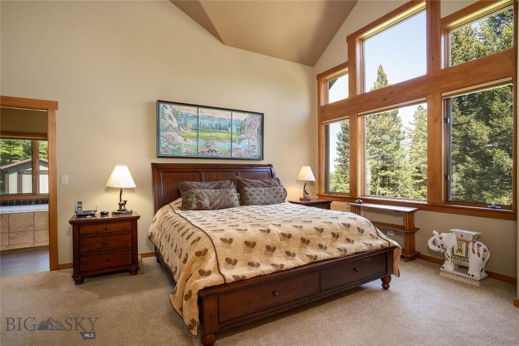 4 Bedroom Single Family Home/House's Image 35