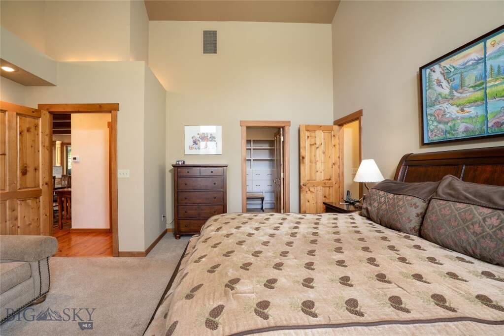 4 Bedroom Single Family Home/House's Image 36