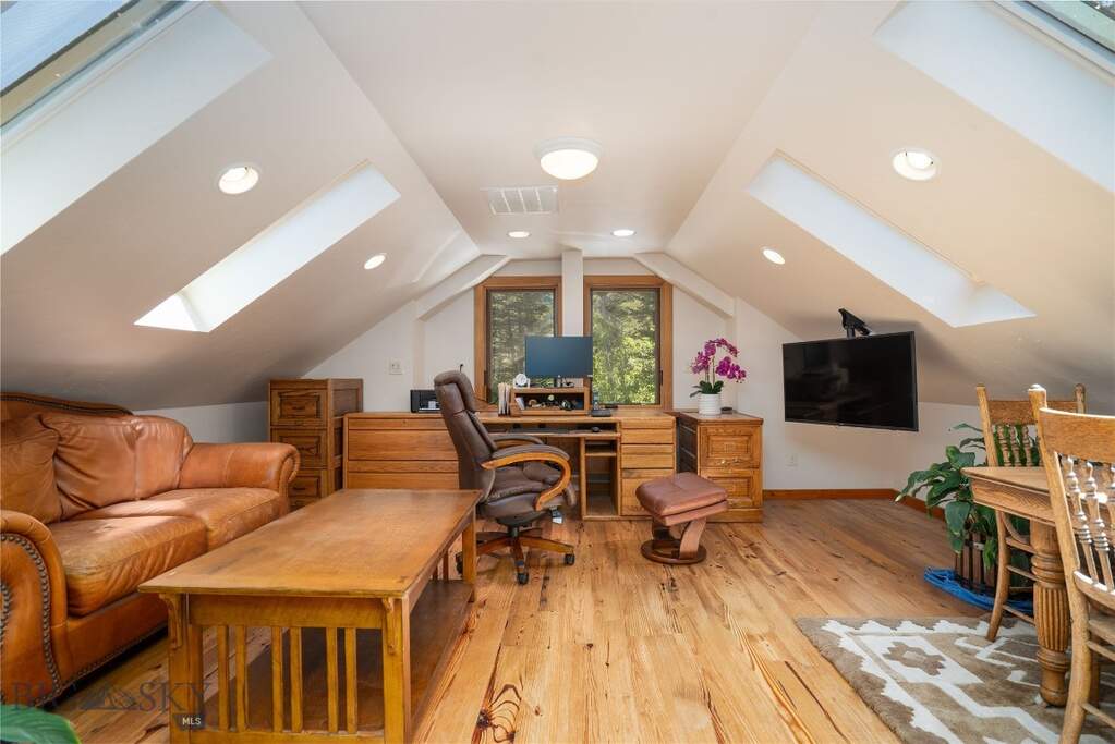4 Bedroom Single Family Home/House's Image 48