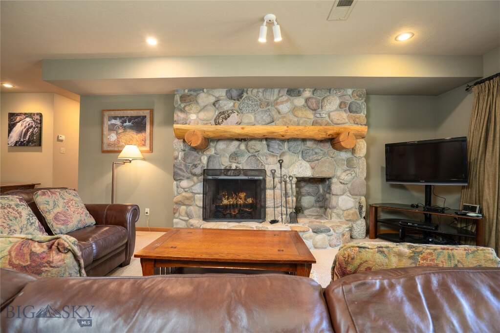 4 Bedroom Single Family Home/House's Image 53