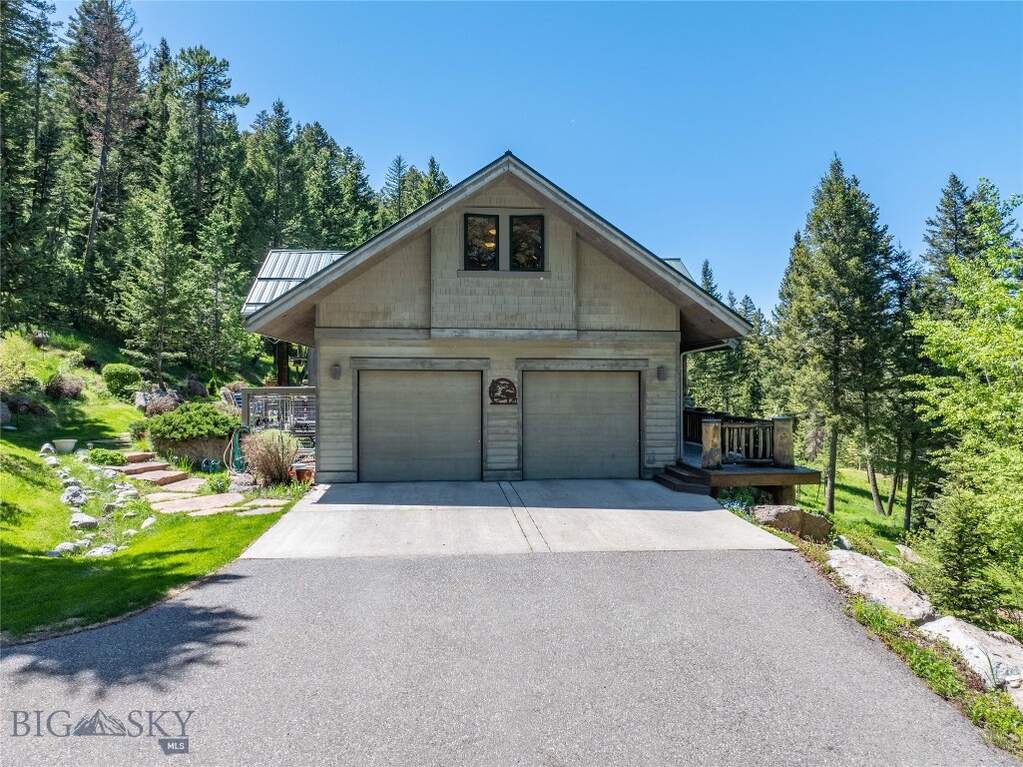 4 Bedroom Single Family Home/House's Image 73