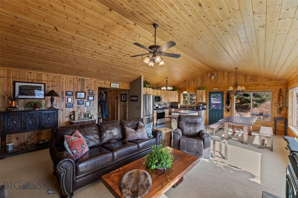 3 Bedroom Single Family Home/House's Image 9