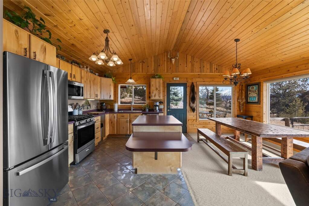 3 Bedroom Single Family Home/House's Image 18