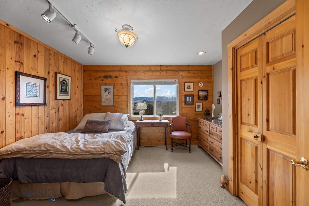 3 Bedroom Single Family Home/House's Image 32