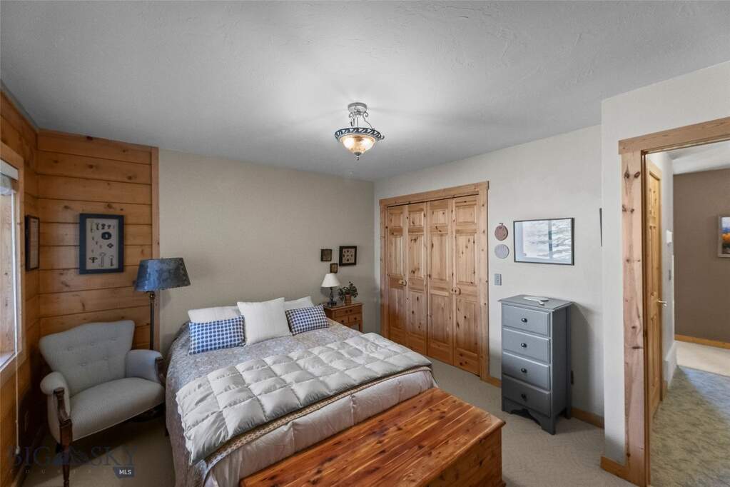 3 Bedroom Single Family Home/House's Image 35